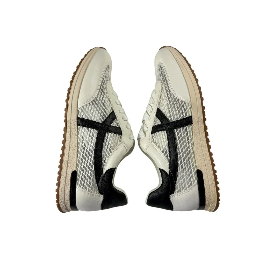 DV Dolce Vita Joque Mesh Jogger Sneakers White Black Womens Size 10 NEW